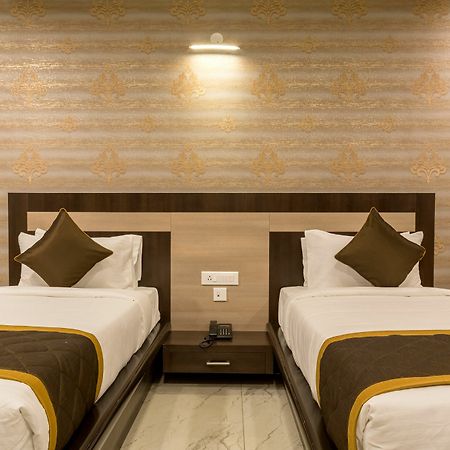 Oyo 9249 Jk Residency Hotel Bangalore Exterior foto