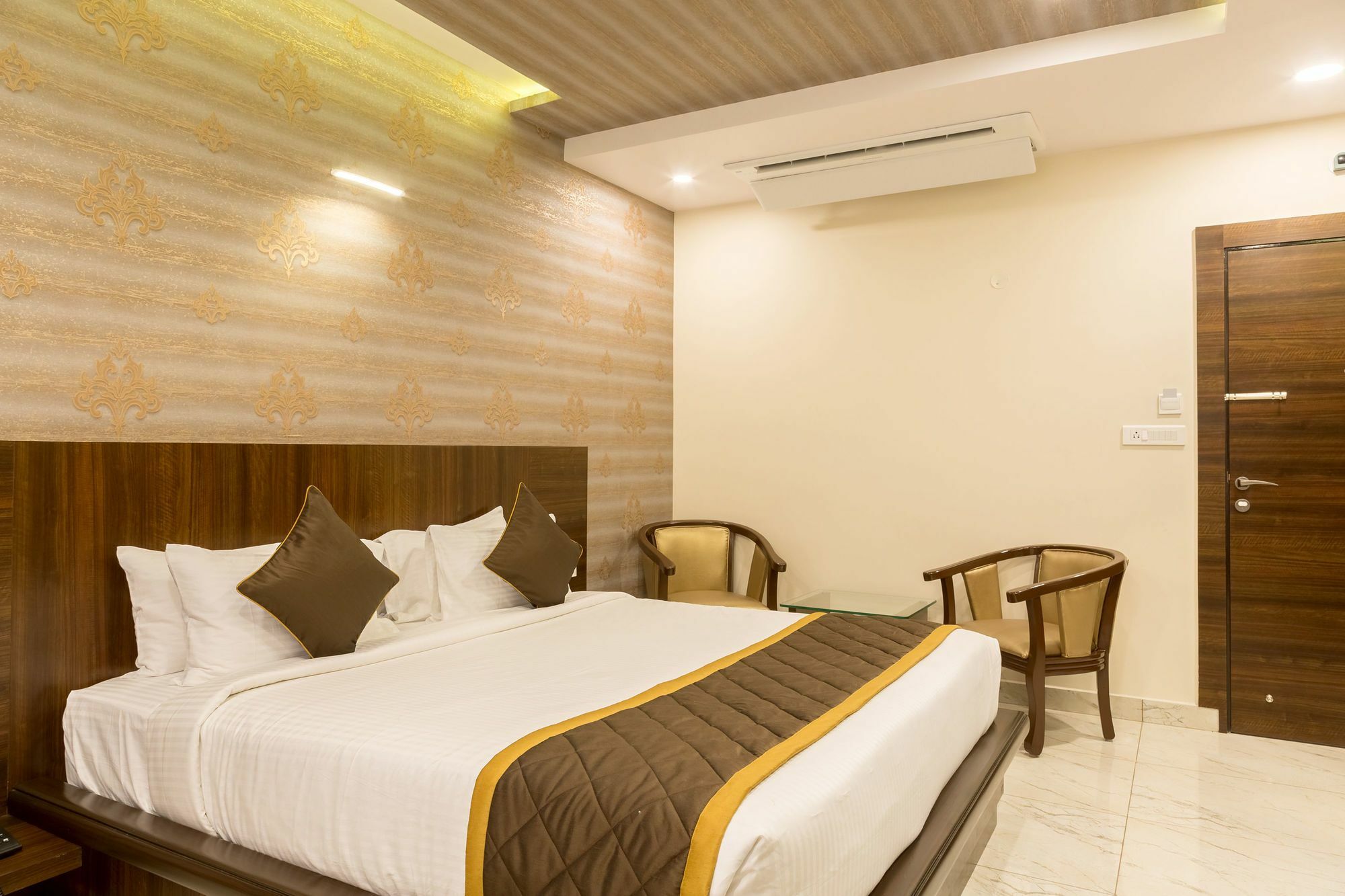 Oyo 9249 Jk Residency Hotel Bangalore Exterior foto