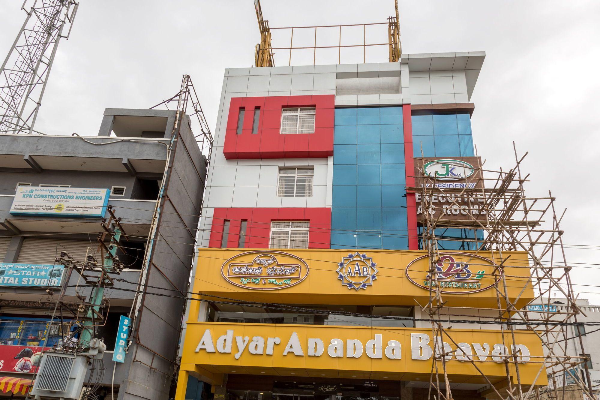 Oyo 9249 Jk Residency Hotel Bangalore Exterior foto